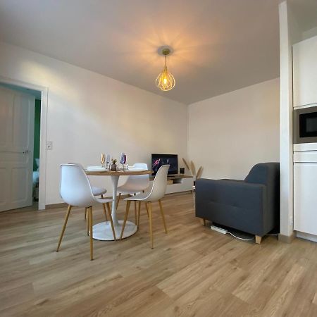 Appartement Luxueux Renove Avec Balcon & Garage 트루아 외부 사진